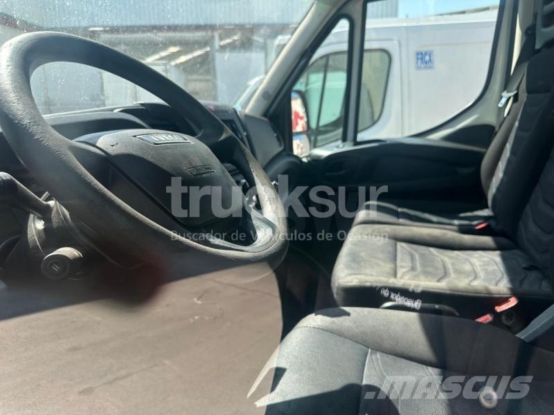 Iveco 72C18 Caminhões caixa temperatura controlada