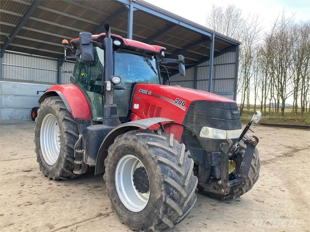 Case IH PUMA Tratores Agrícolas usados