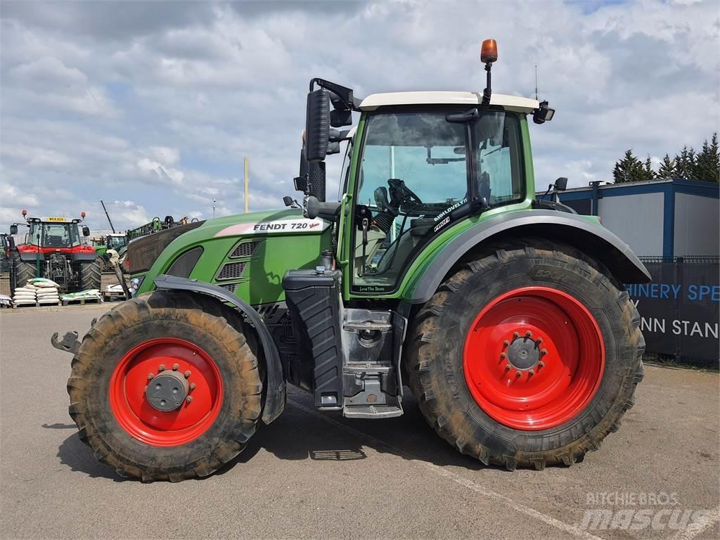 Fendt 720 VARIO S4 Tratores Agrícolas usados