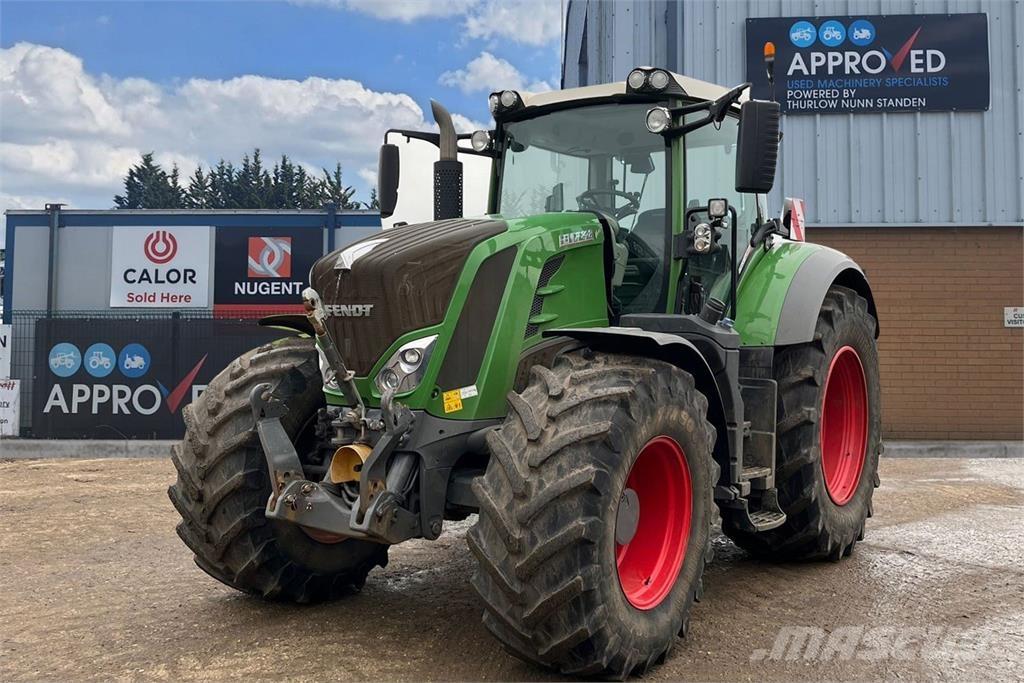 Fendt 828 VARIO Tratores Agrícolas usados