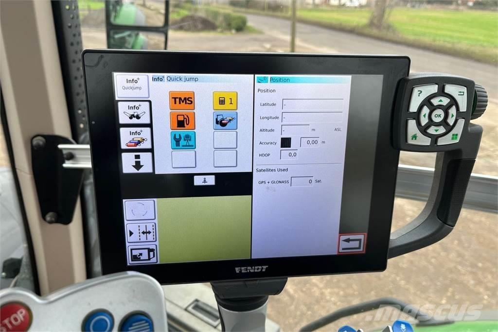 Fendt 828 VARIO Tratores Agrícolas usados