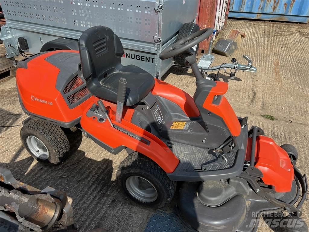 Husqvarna R216 Gadanheiras