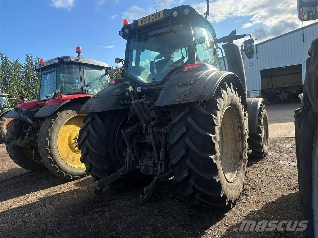 Valtra T234D Tratores Agrícolas usados