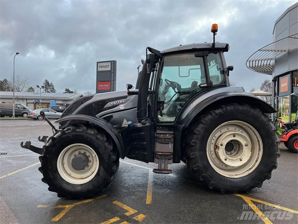 Valtra T254V Tratores Agrícolas usados
