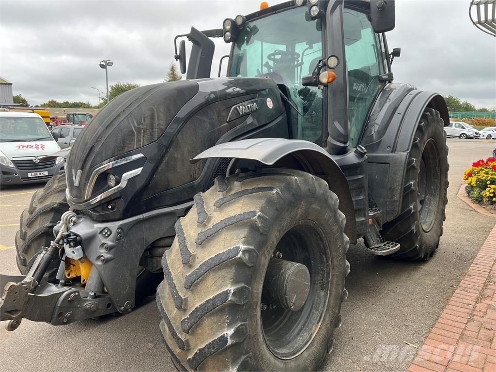 Valtra T255V Tratores Agrícolas usados