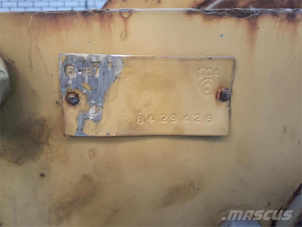 Coles AT 633 winch Peças e equipamento de gruas