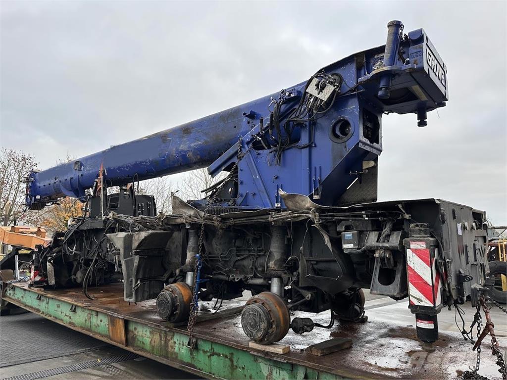 Grove GMK 4090 Gruas Todo terreno