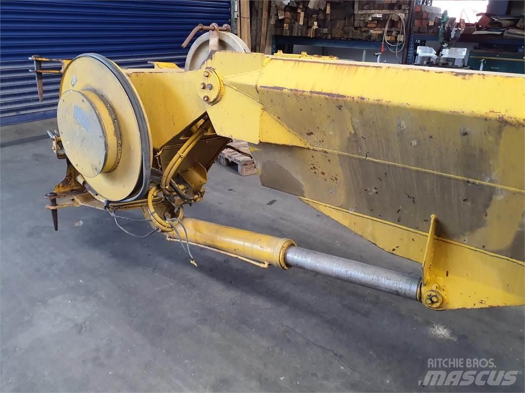 Krupp KMK 3050 jib Peças e equipamento de gruas