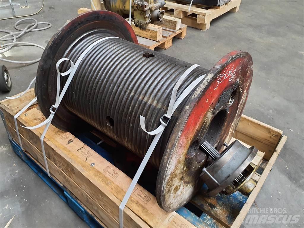 Krupp KMK 4070 winch Peças e equipamento de gruas