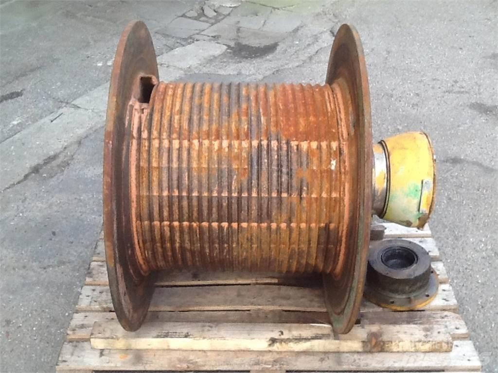 Krupp KMK 5100 winch Peças e equipamento de gruas