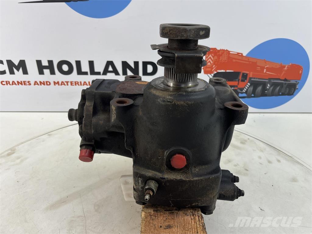 ZF steering box Peças e equipamento de gruas
