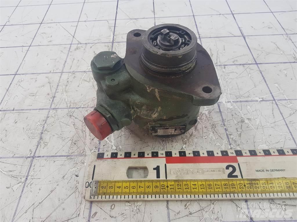ZF steering pump Peças e equipamento de gruas