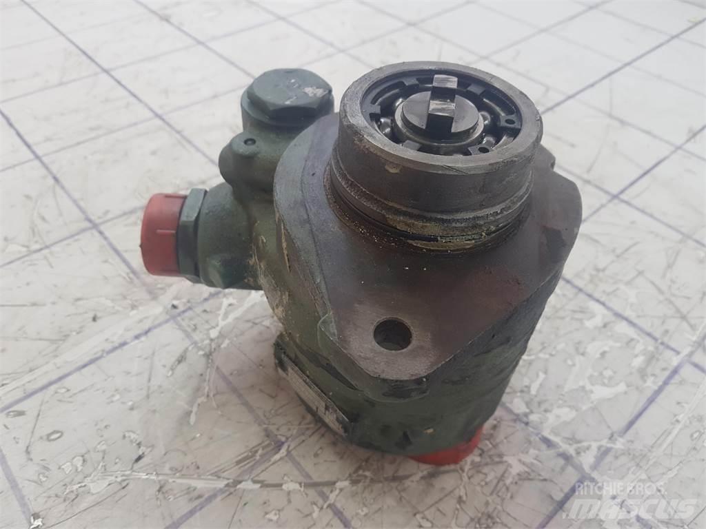 ZF steering pump Peças e equipamento de gruas