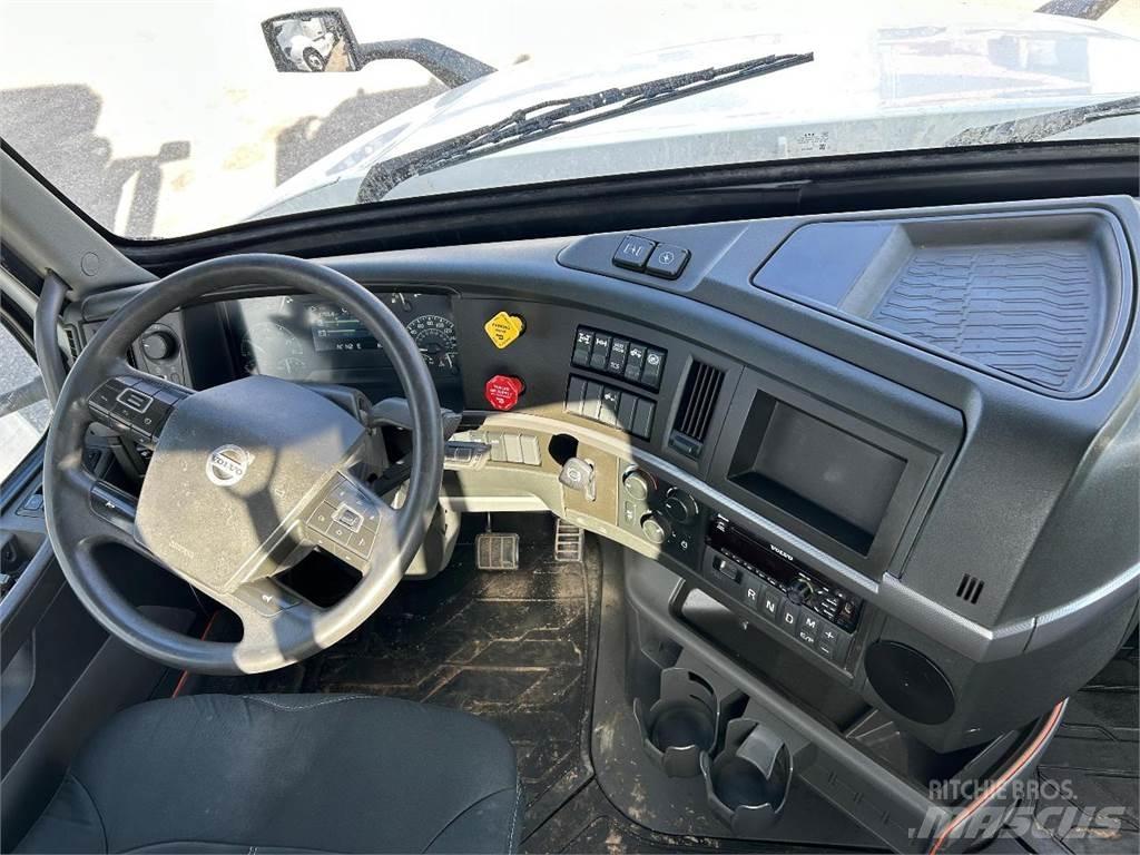 Volvo VNL 300 Cavalos Mecânicos