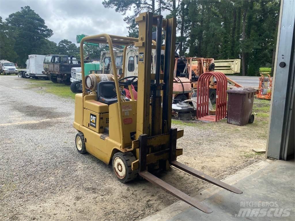 CAT T40B Construção - Outros

