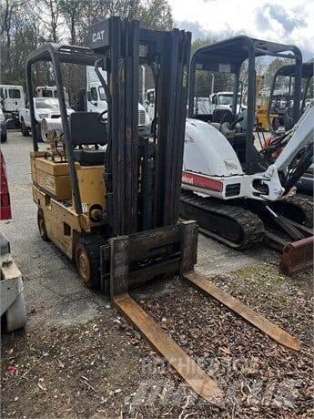 CAT T50D Construção - Outros
