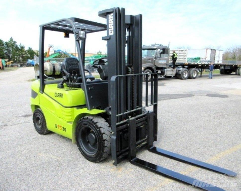 Clark GTS30L Construção - Outros
