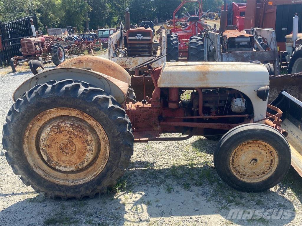 Ford 8N Construção - Outros
