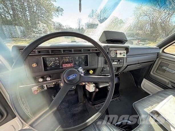 Ford F-800 Construção - Outros
