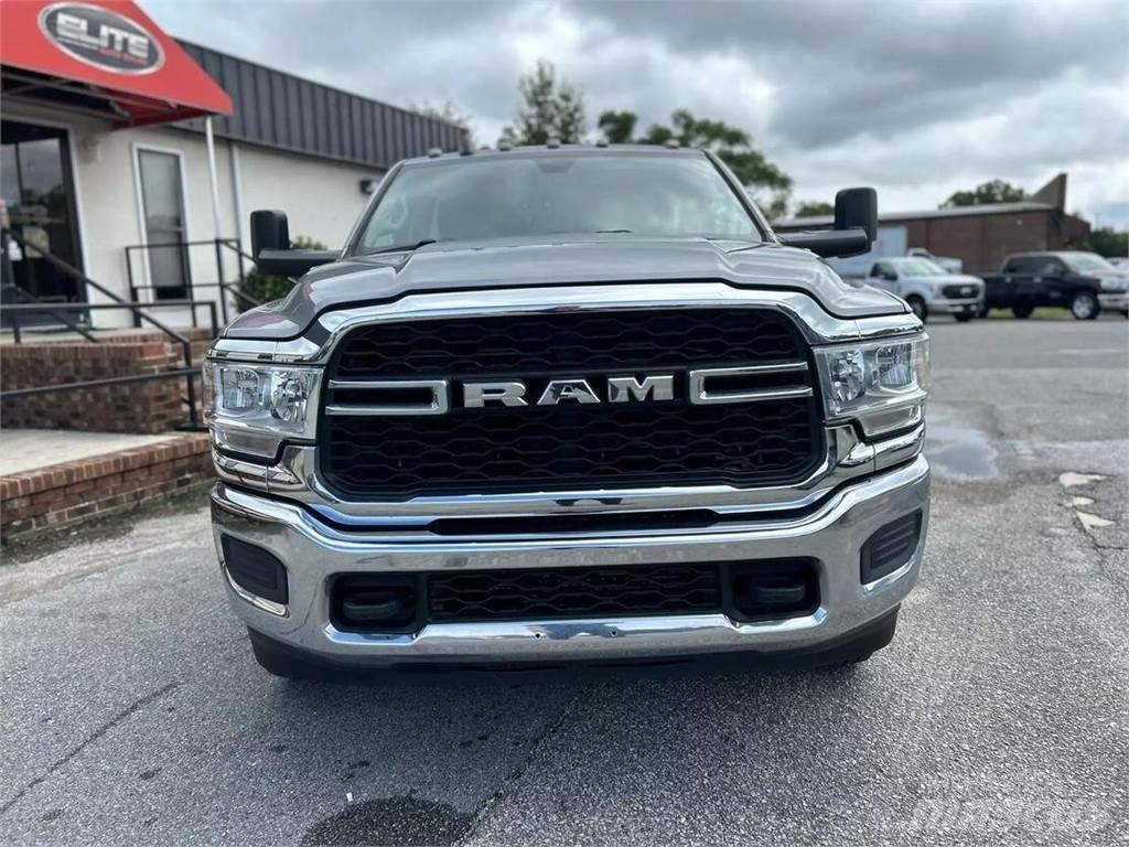 RAM 3500 Construção - Outros
