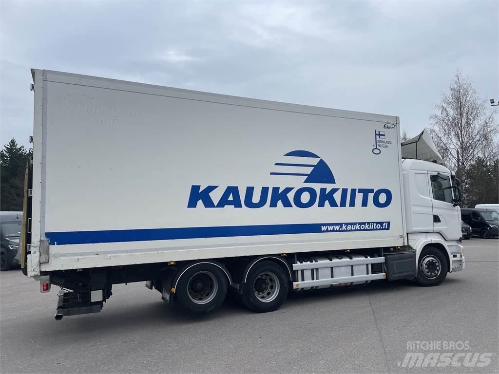 Scania R520 Caminhões de caixa fechada