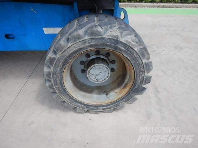 Genie Z80-60RT Elevadores braços articulados