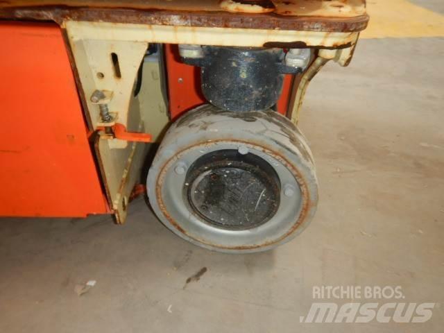 JLG 1230ES Plataformas de Mastro Vertical