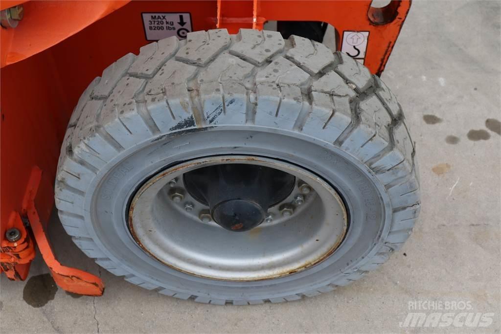 JLG E300AJP Elevadores braços articulados