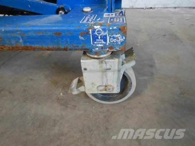 JLG Power Tower Plataformas de Mastro Vertical