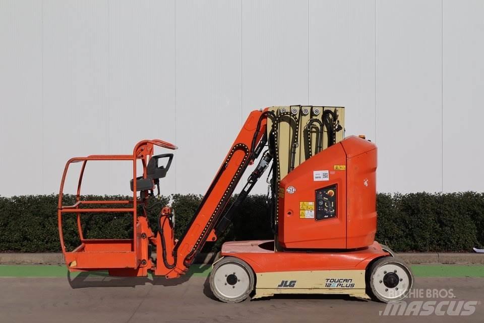 JLG Toucan 12E+ Plataformas de Mastro Vertical