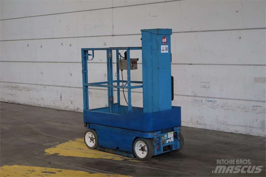SkyJack SJ16 Plataformas de Mastro Vertical