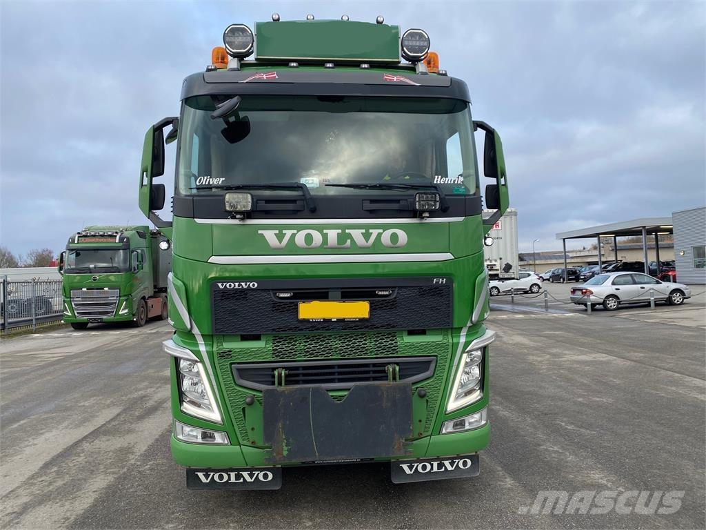 Volvo FH 8x4 Camiões grua