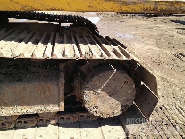 Komatsu PC300 LC-7 Escavadeiras de esteiras