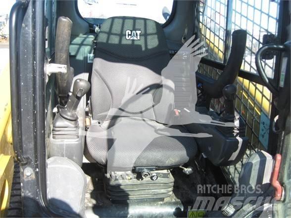 CAT 279D3 Minicarregadeiras