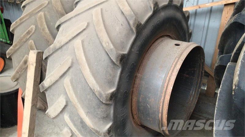  - - - Pneus Agrícolas