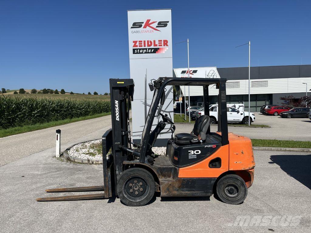Doosan D30S-5 Empilhadores Diesel
