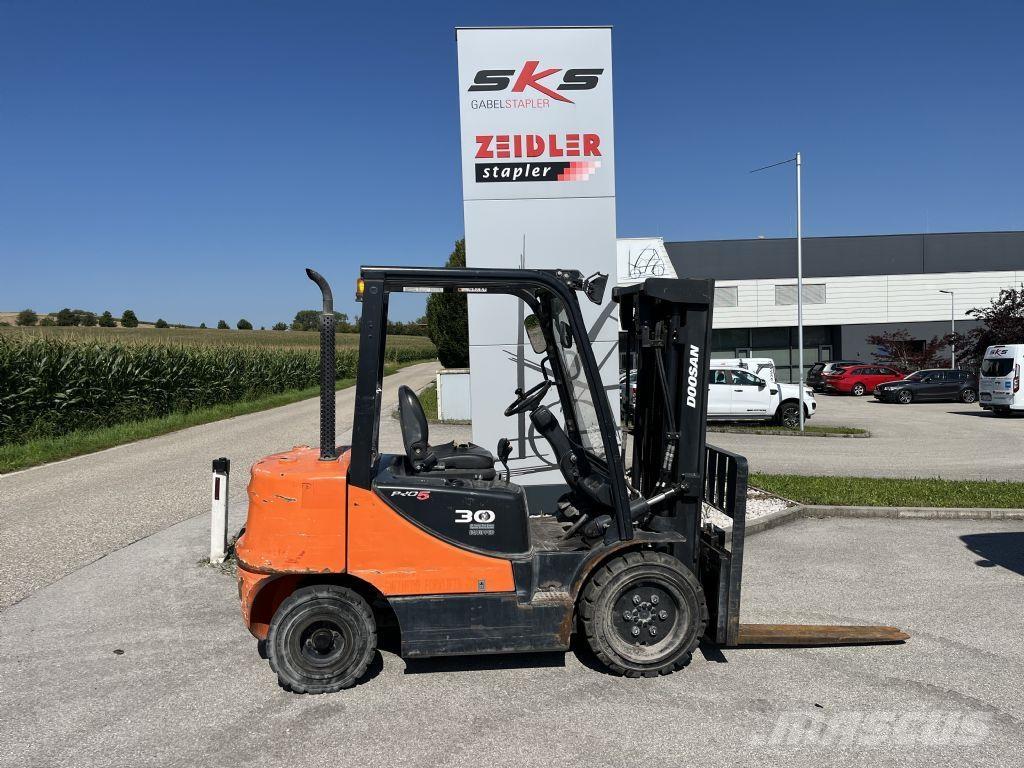 Doosan D30S-5 Empilhadores Diesel