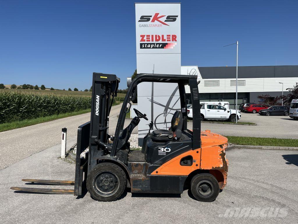 Doosan D30S-7 Empilhadores Diesel