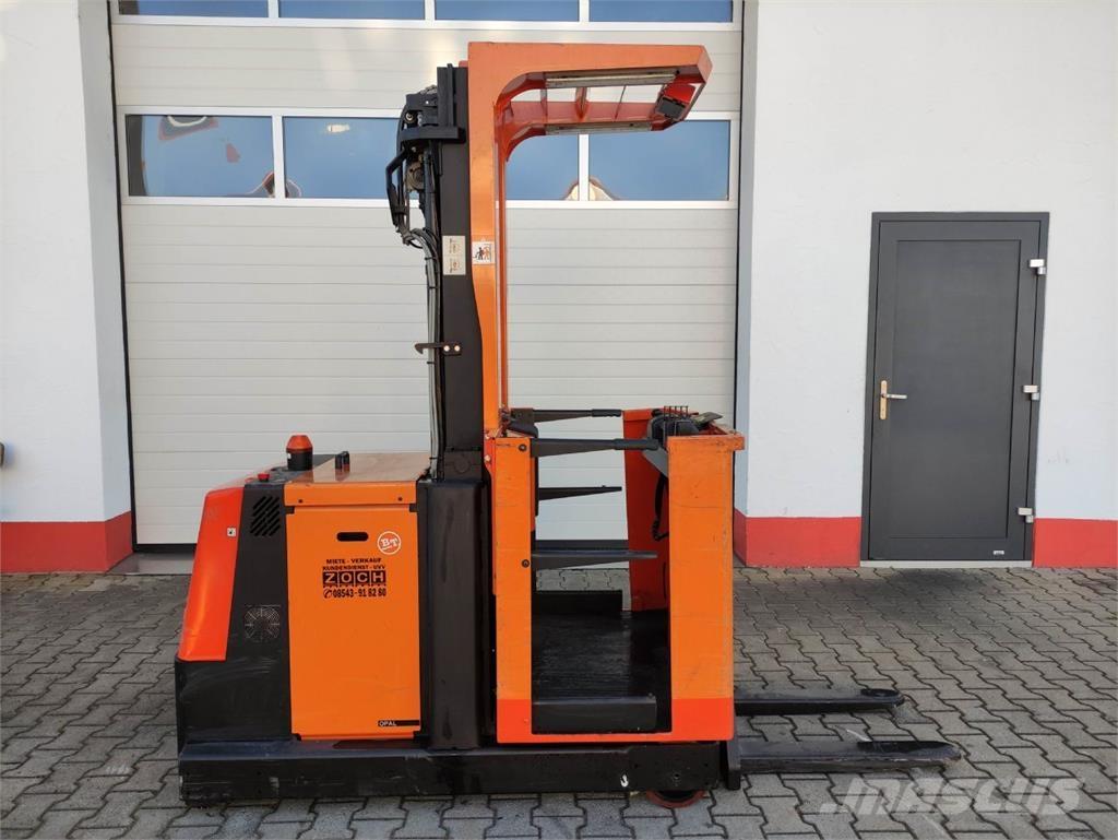 BT OME 100 M Preparadoras de encomendas de alta elevação