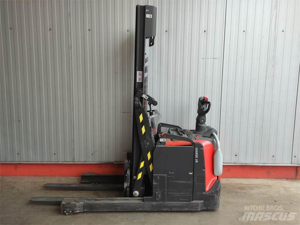 BT SPE120 XR Empilhadores Elevadores