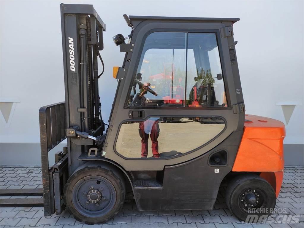 Doosan D30 GP Empilhadores Diesel