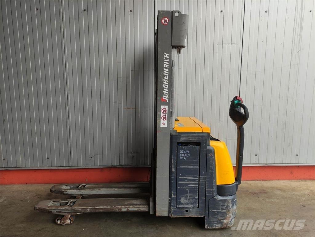 Jungheinrich EJC 216 Z Empilhador para operador externo