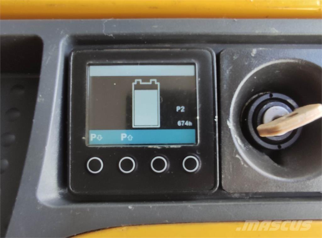 Jungheinrich EJC 216 Z Empilhador para operador externo
