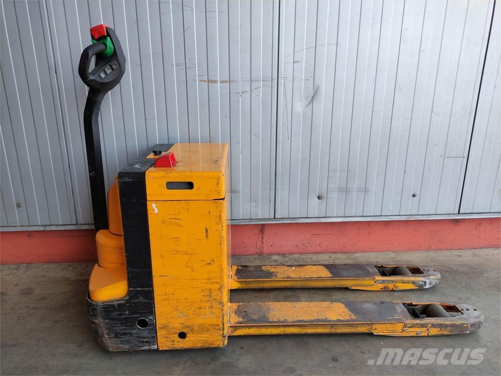 Jungheinrich ELE16G Porta palettes