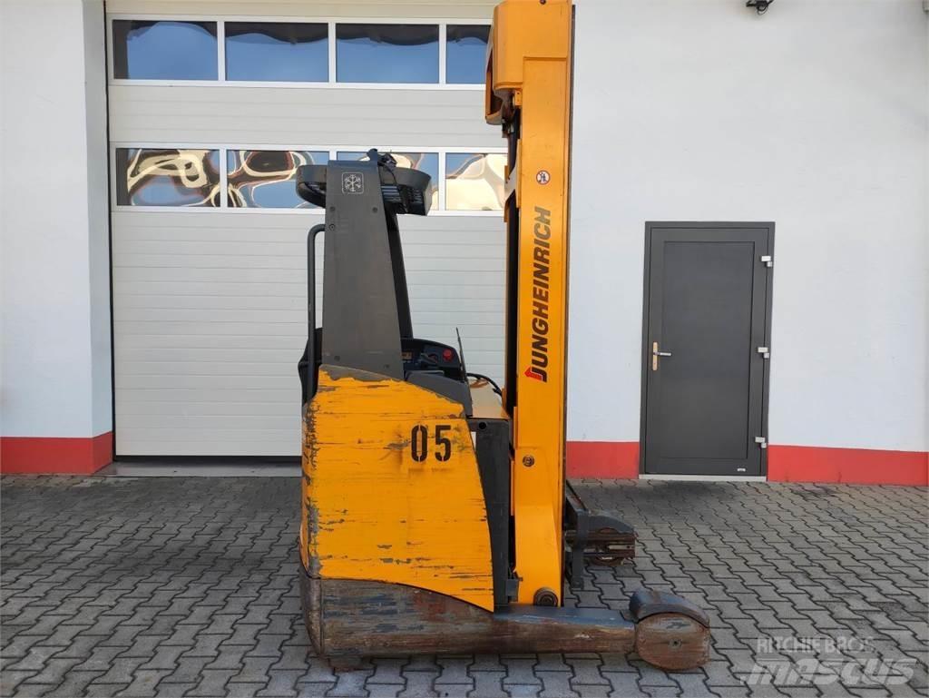 Jungheinrich ETV216 Empilhadores Elevadores