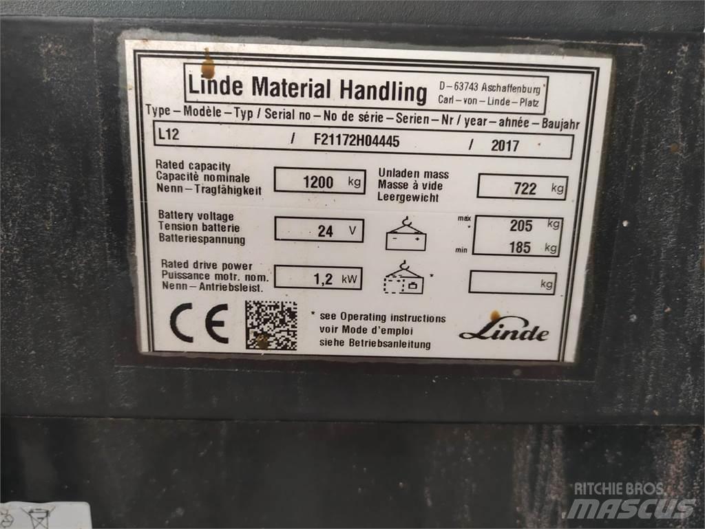 Linde L12 Empilhador para operador externo