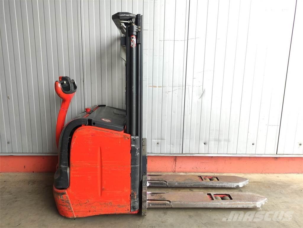 Linde L14-372 Empilhador para operador externo