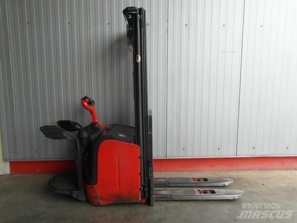 Linde L14AP Empilhador para operador externo