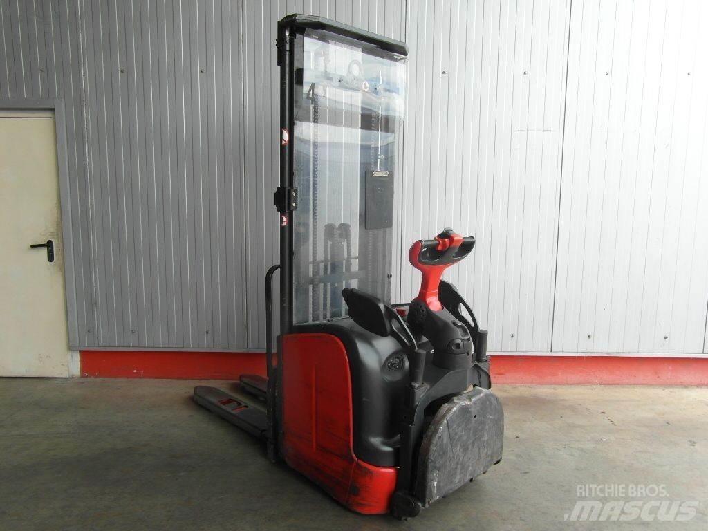 Linde L14AP Empilhador para operador externo
