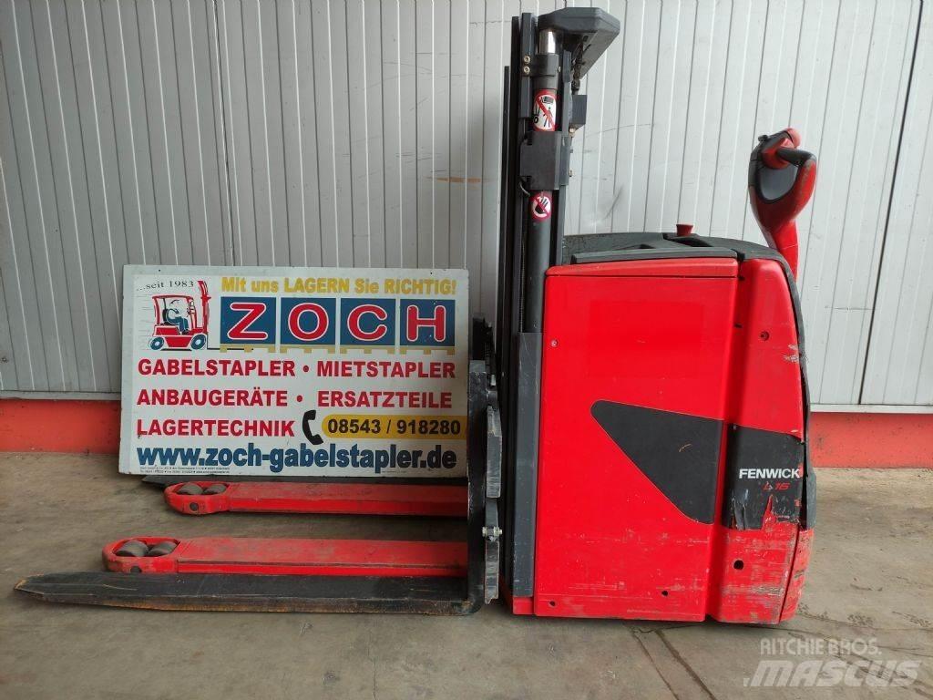 Linde L16-1173 Empilhador para operador externo